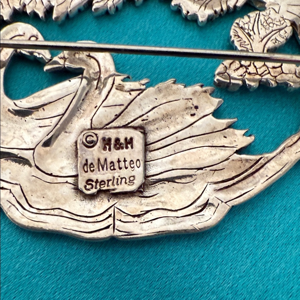 Sterling Silver Swan Brooch - Picture 3 of 3
